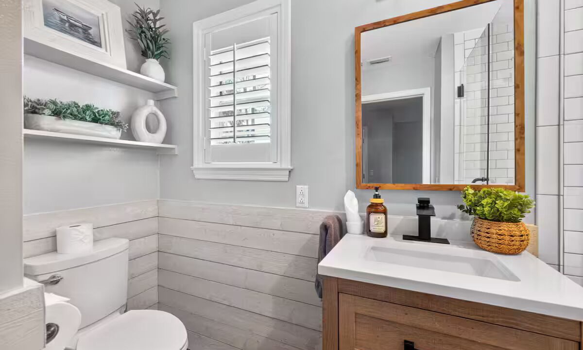 Photo of Bathroom in Biggar