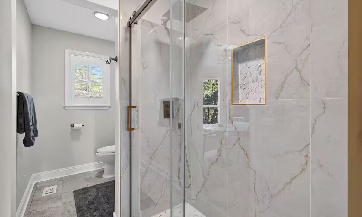 Photo of Bathroom in Biggar