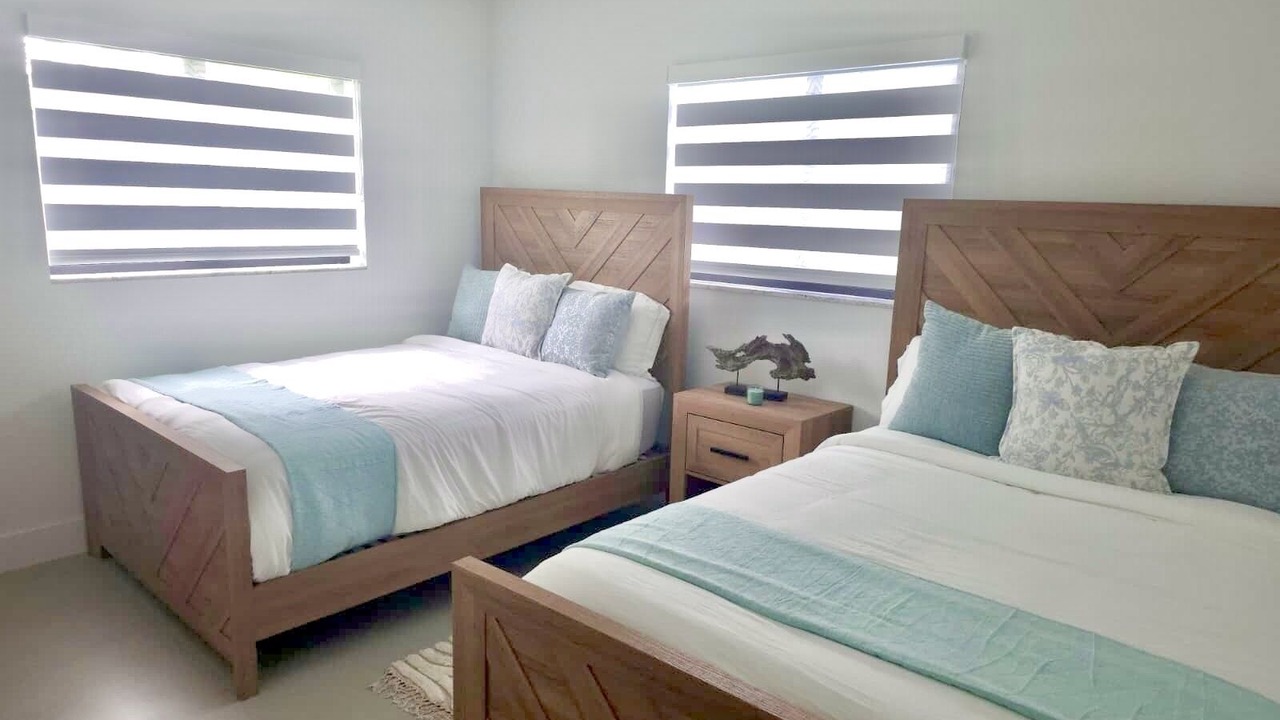 Photo of Bedroom in Coral Springs
