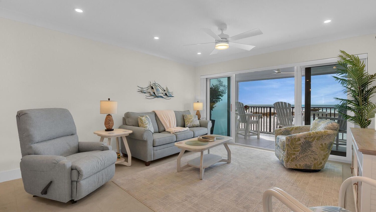 Photo of Livingroom in Fort Myers Beach
