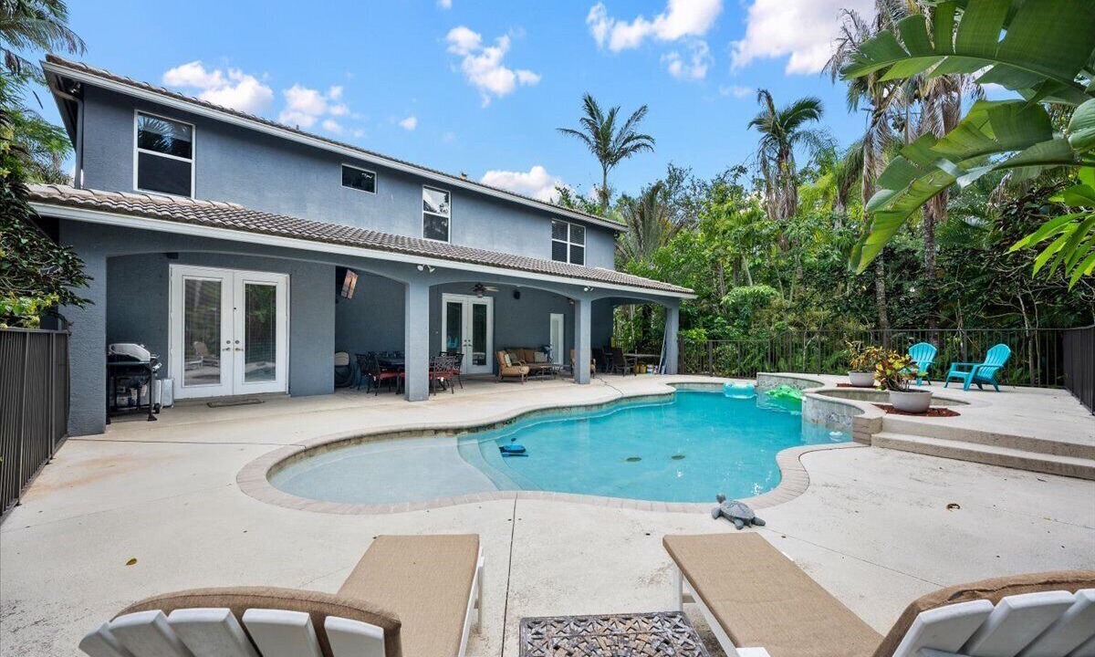 Photo of Outdoor in Jupiter Farms