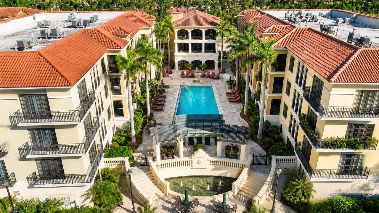 Photo of Outdoor in Estero