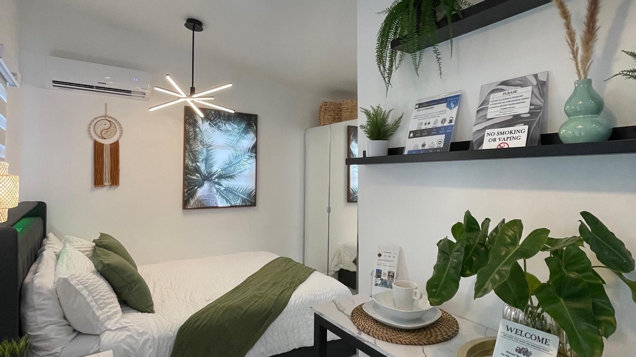 Photo of Bedroom in Lake Worth