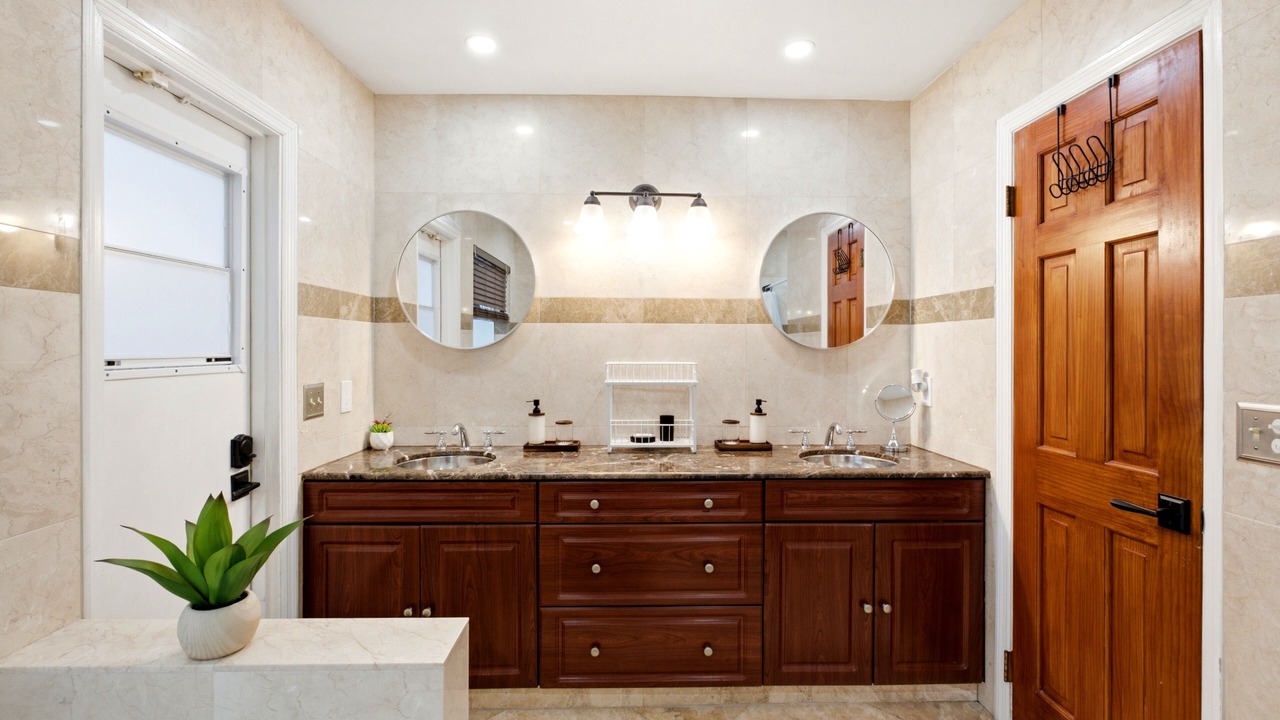 Photo of Bathroom in Pembroke Pines