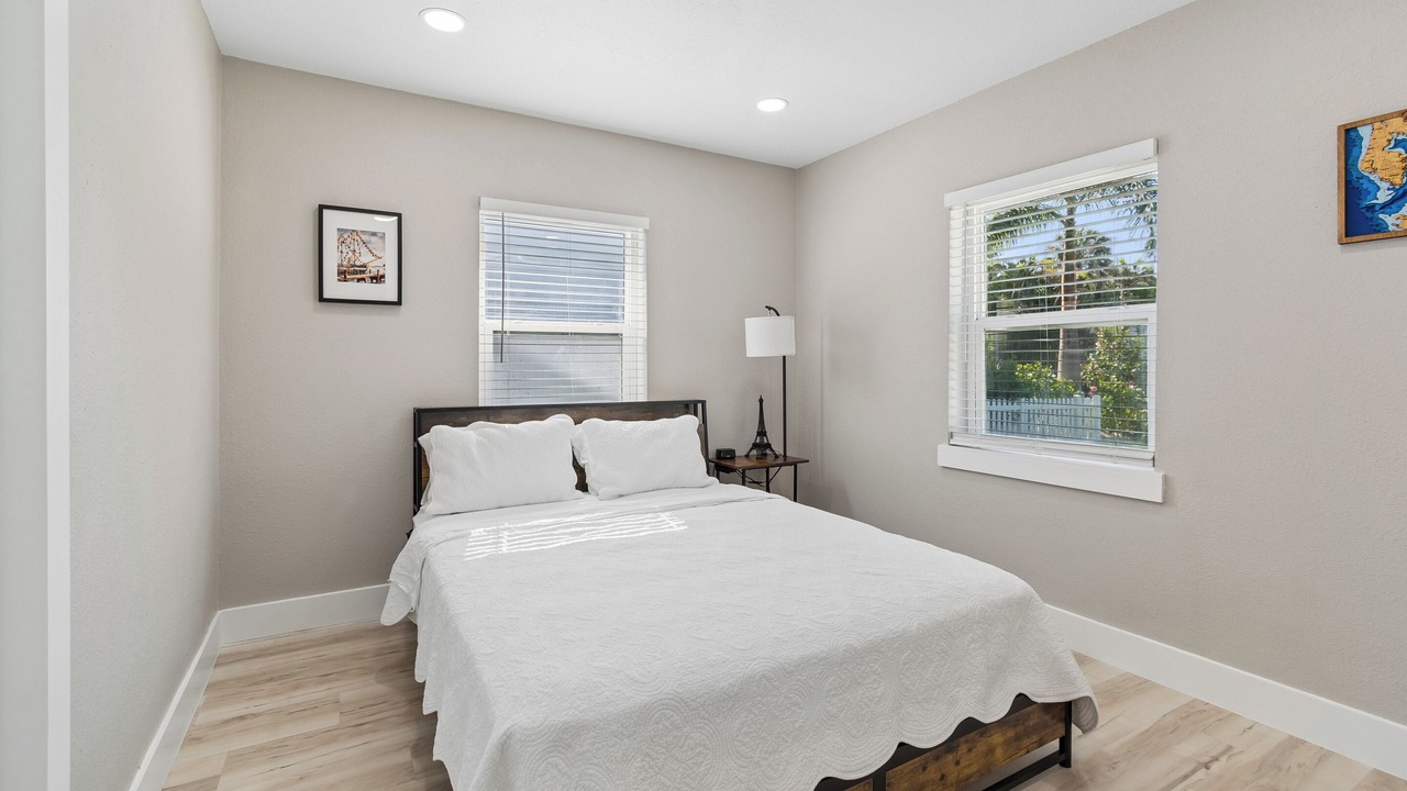 Photo of Bedroom in Beach Park