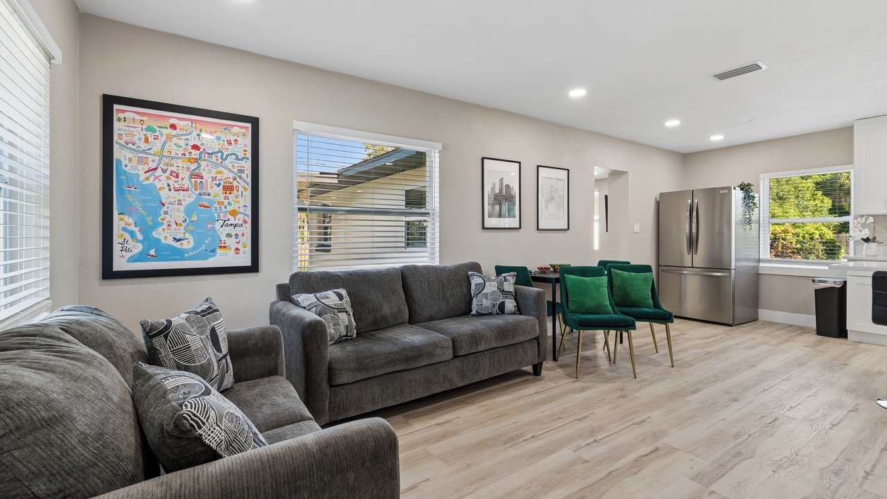 Photo of Livingroom in Beach Park