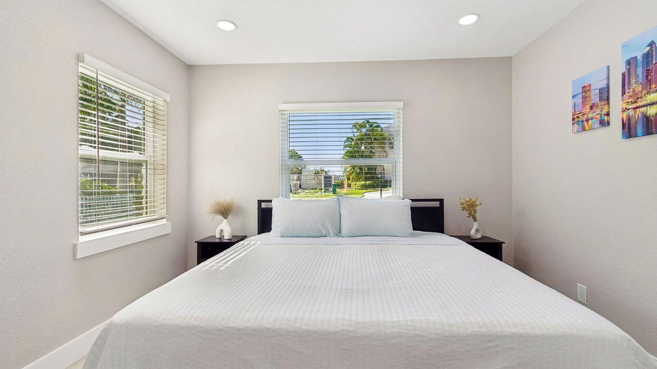 Photo of Bedroom in Beach Park