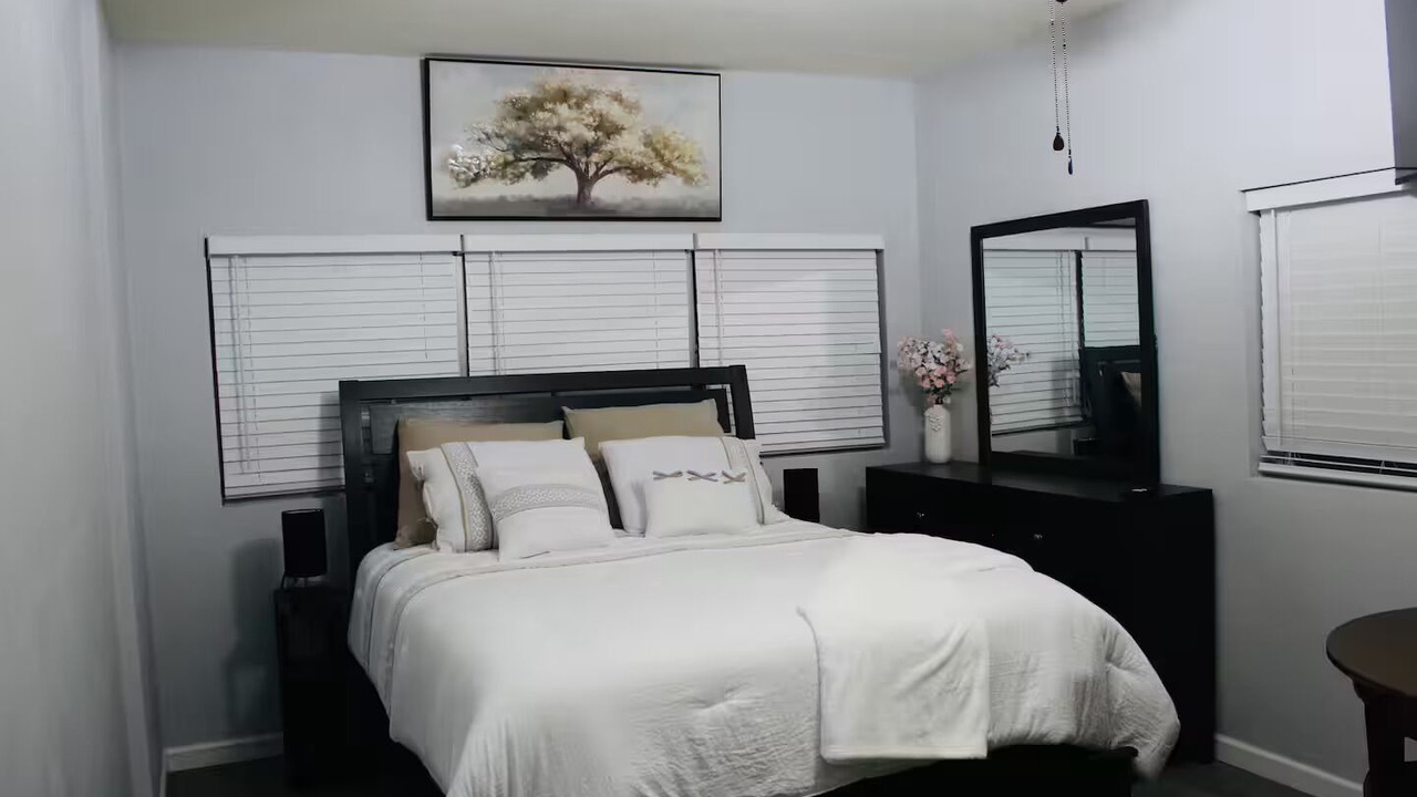 Photo of Bedroom in Crystal Lake