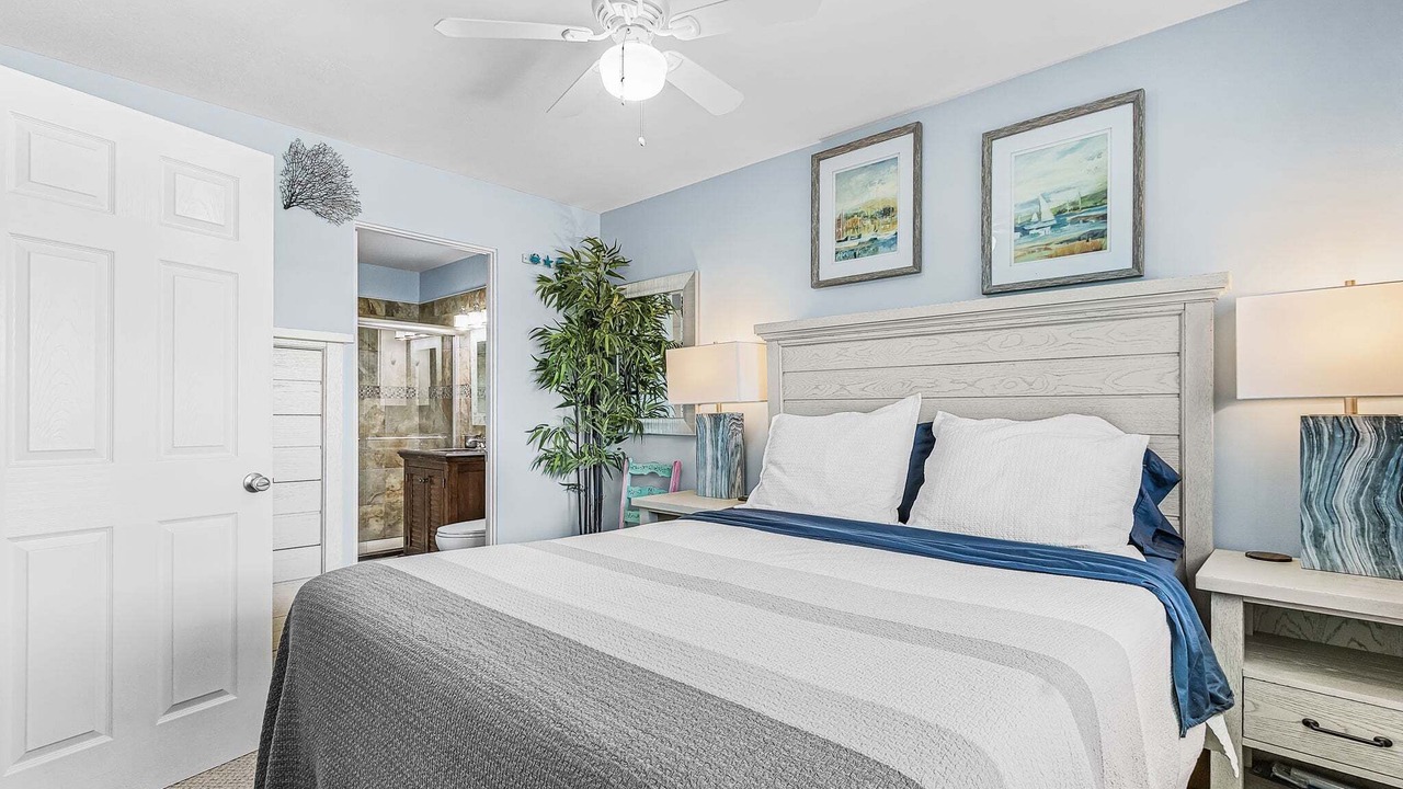 Photo of Bedroom in Saint James City