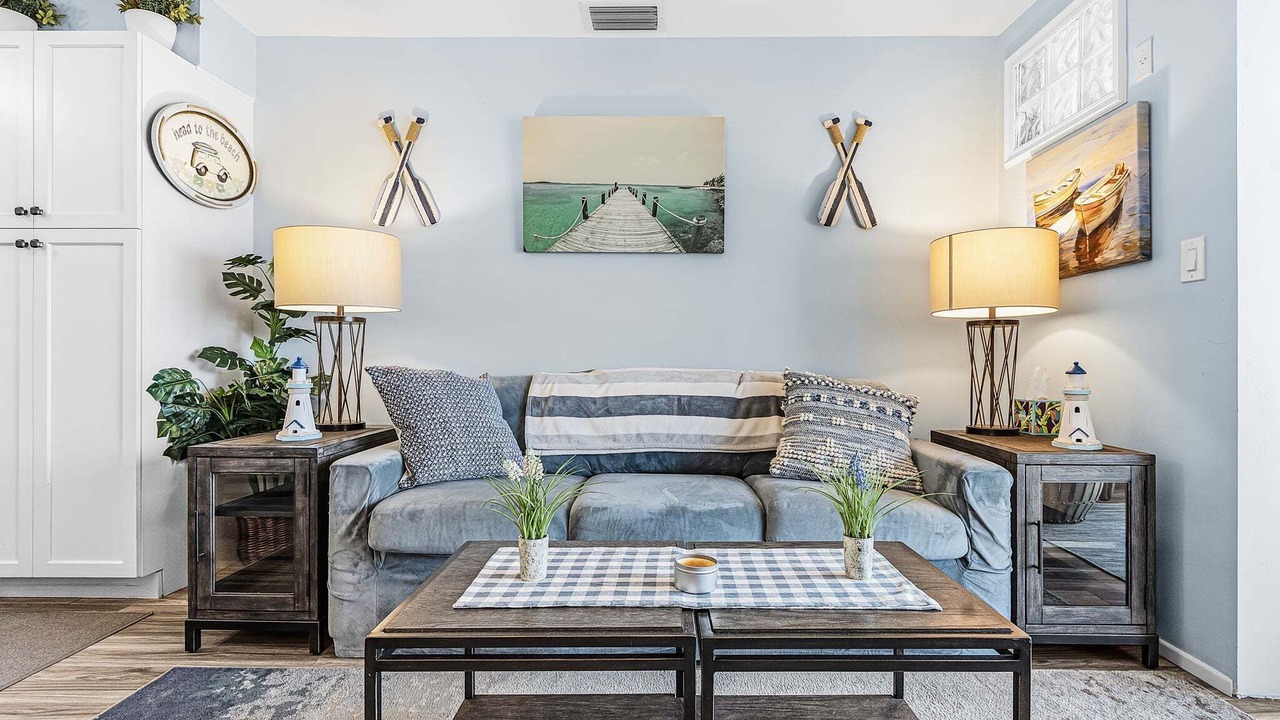 Photo of Livingroom in Saint James City