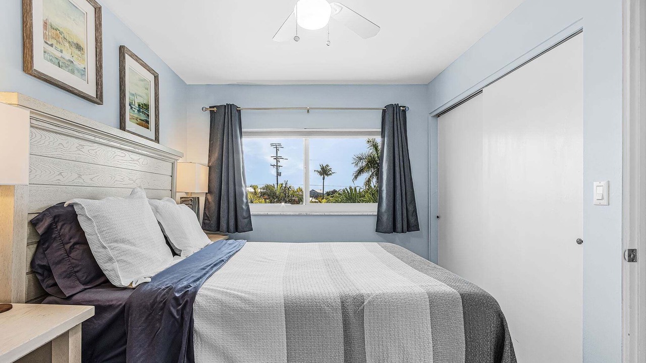 Photo of Bedroom in Saint James City