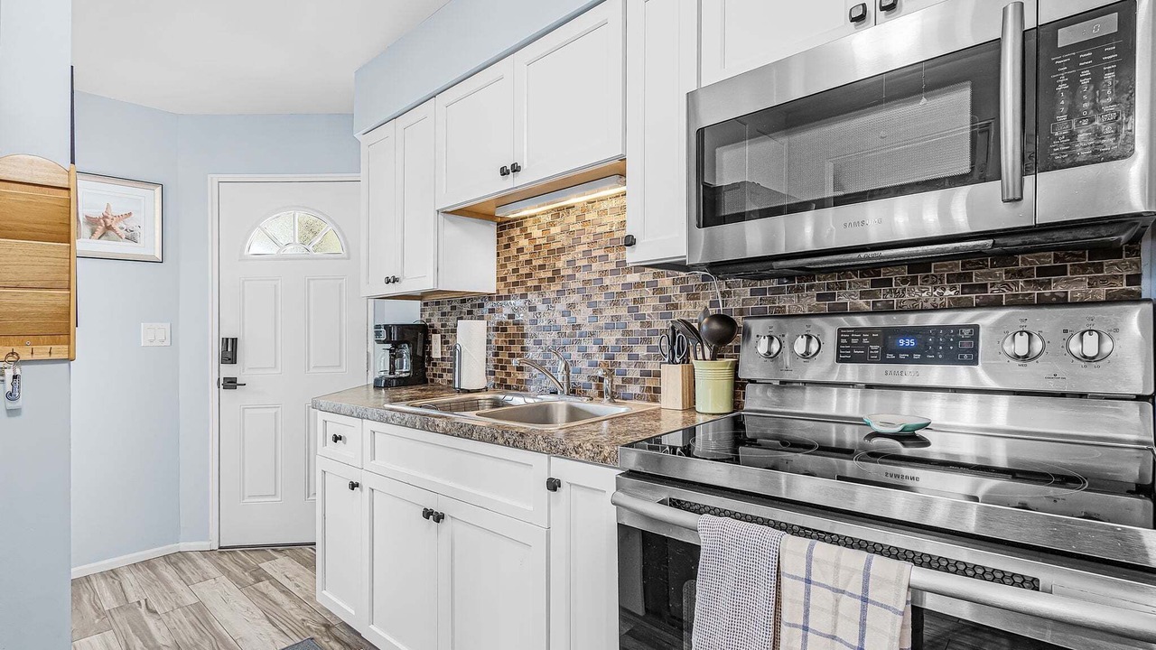 Photo of Kitchen in Saint James City