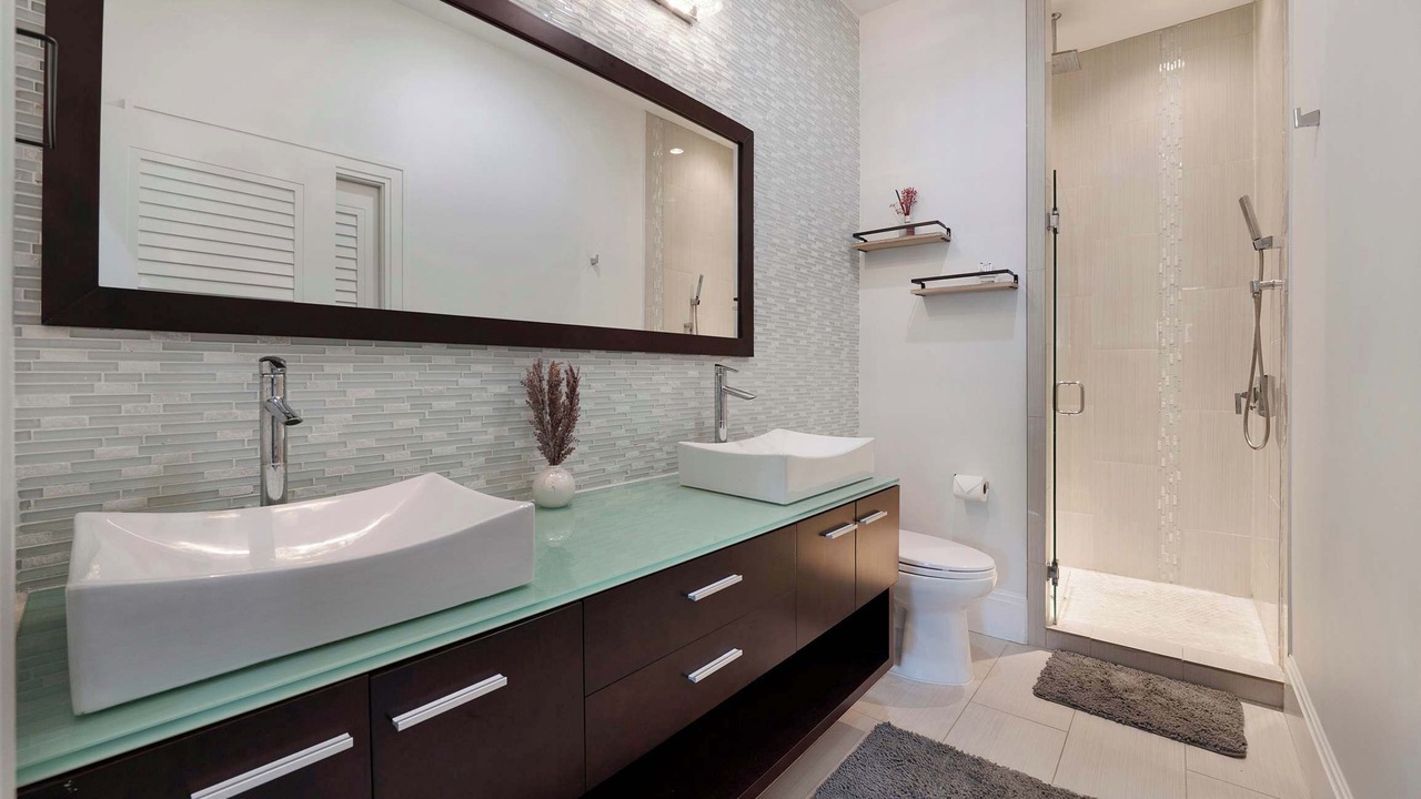 Photo of Bathroom in Bonita Springs