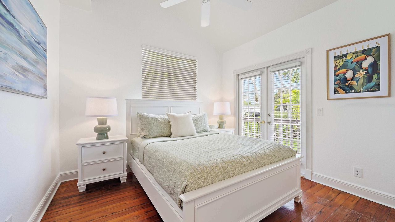 Photo of Bedroom in East Ocean Ave