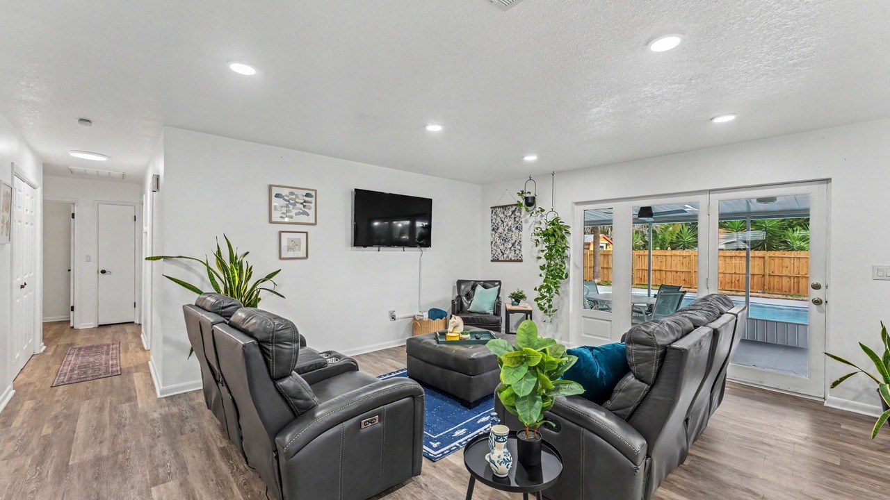 Photo of Livingroom in Lakeland