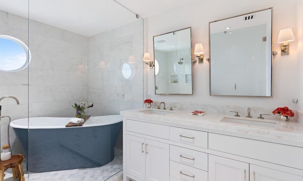 Photo of Bathroom in Indian River Shores