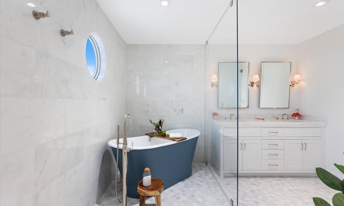 Photo of Bathroom in Indian River Shores