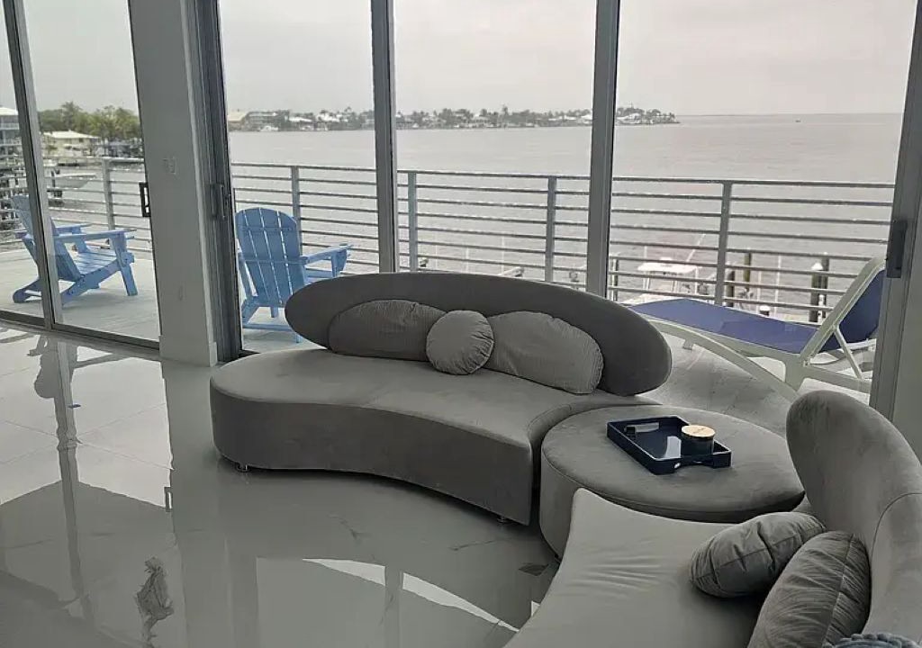 Photo of Livingroom in Key Largo