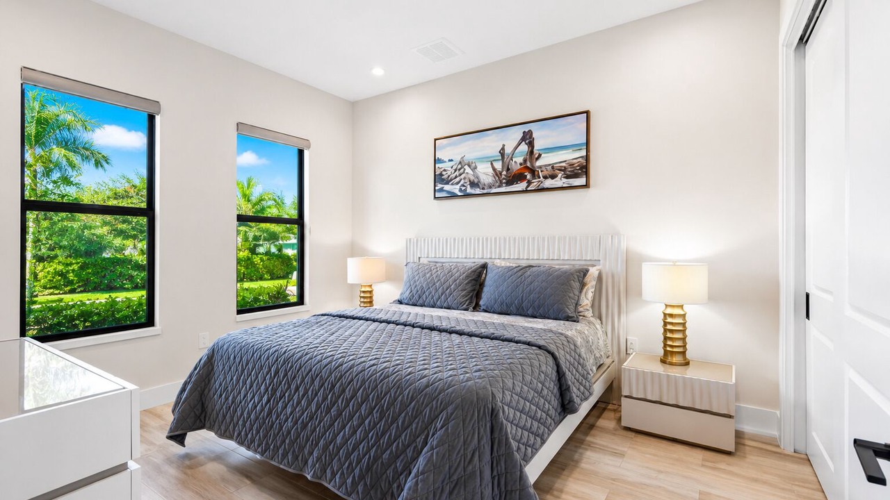 Photo of Bedroom in Willoughby Acres