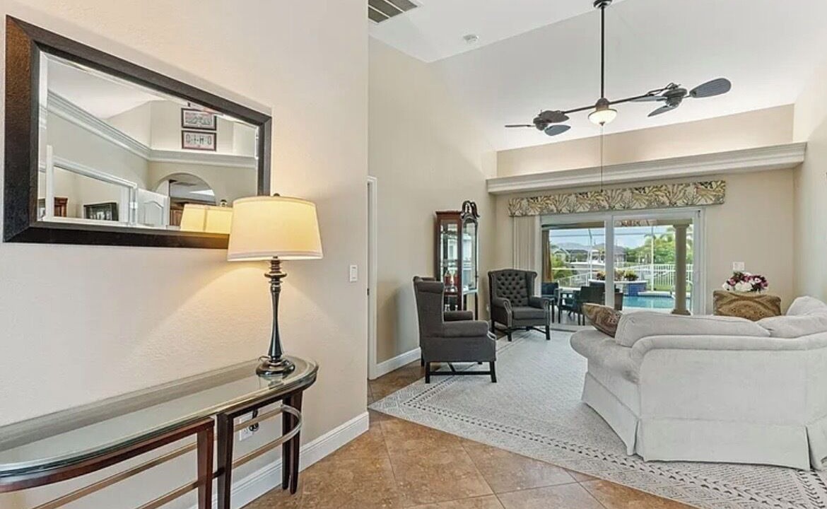 Photo of Livingroom in Caloosahatchee