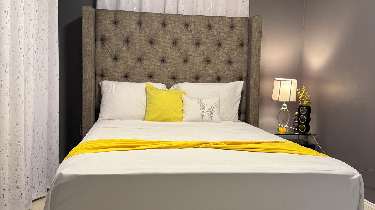 Photo of Bedroom in Sunrise