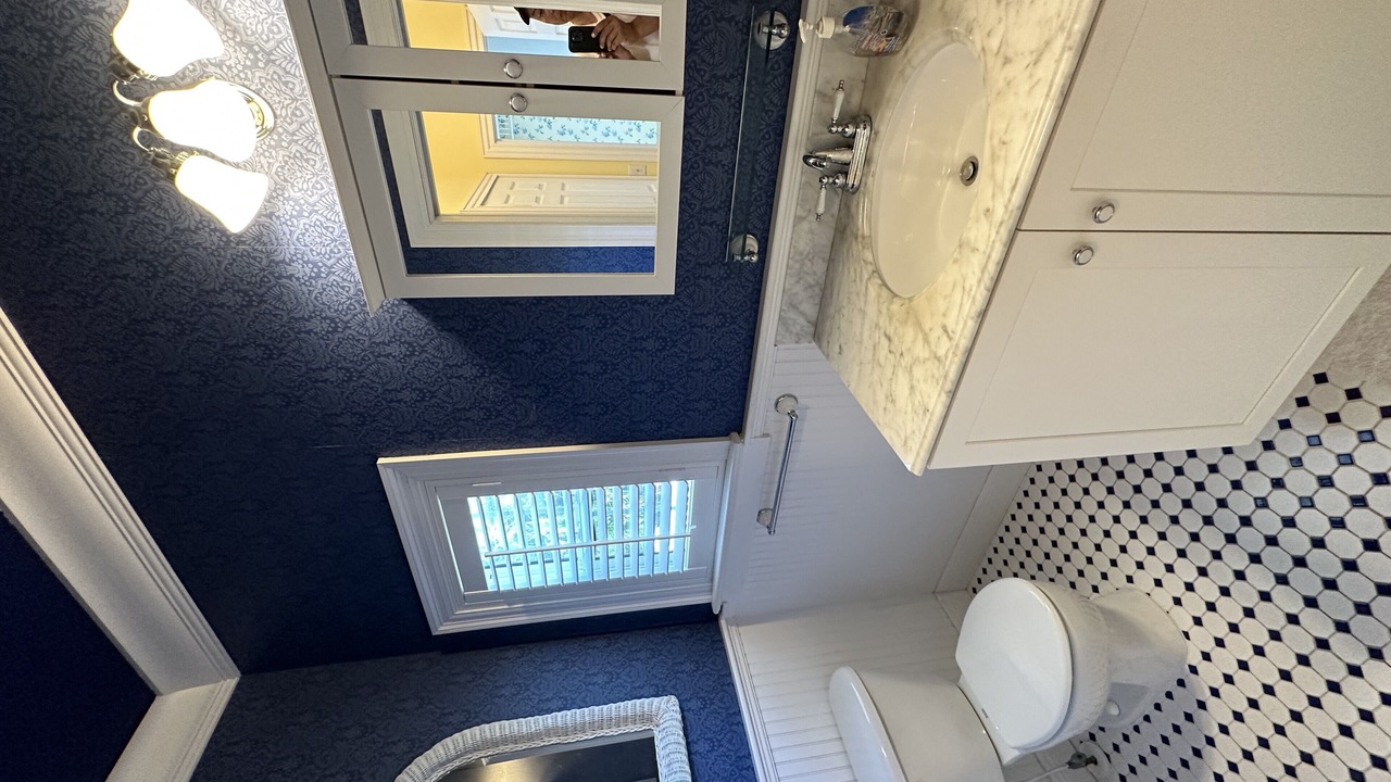 Photo of Bathroom in Jensen Beach