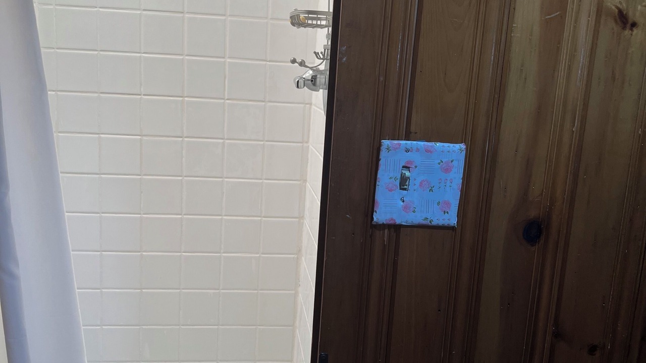 Photo of Bathroom in Teaneck