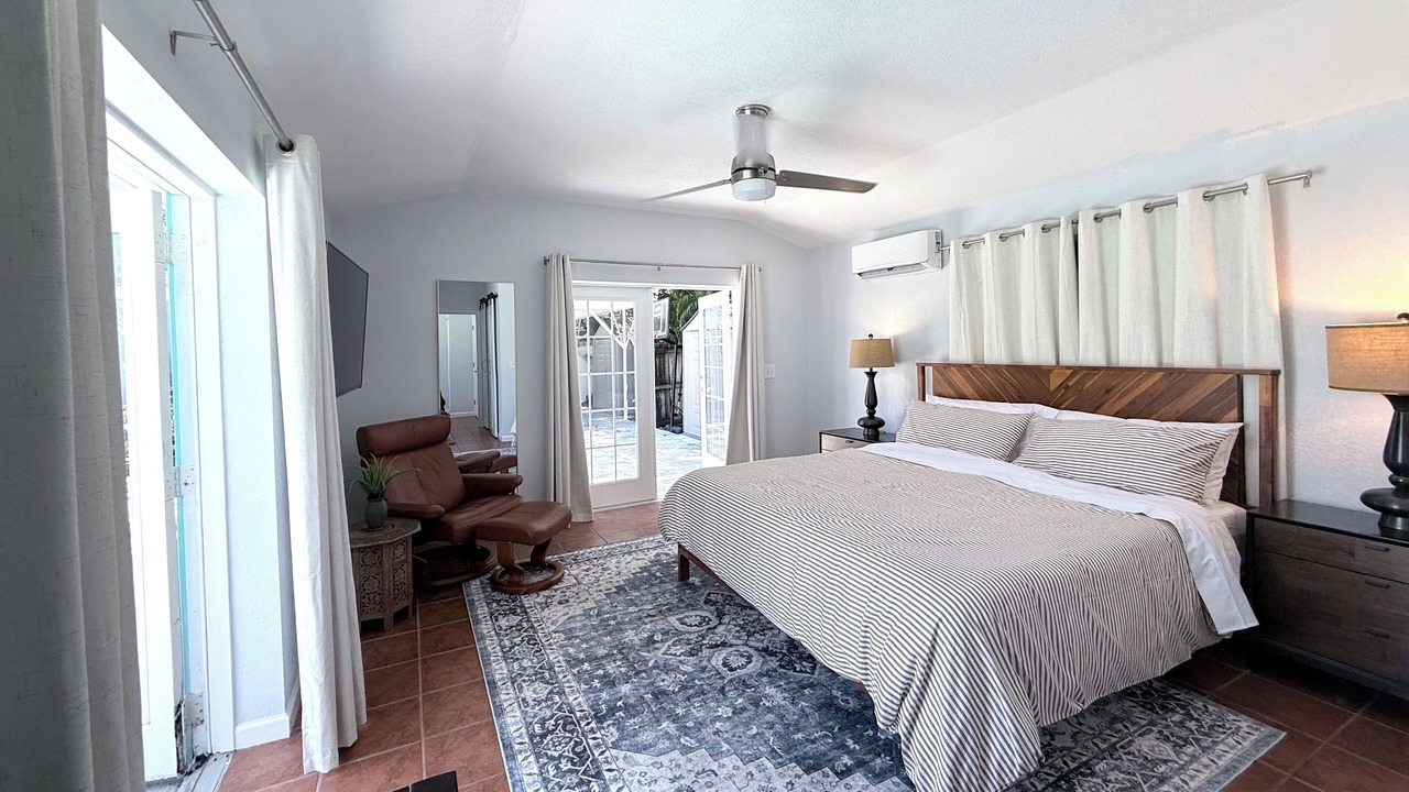 Photo of Bedroom in Historic Old Northeast