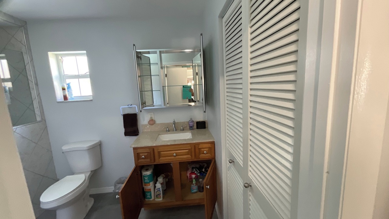 Photo of Bathroom in Pasadena On The Gulf