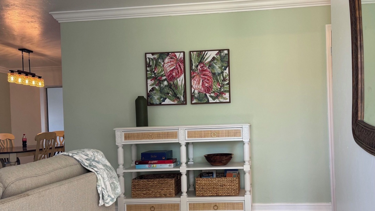 Photo of Livingroom in Cypress Lake