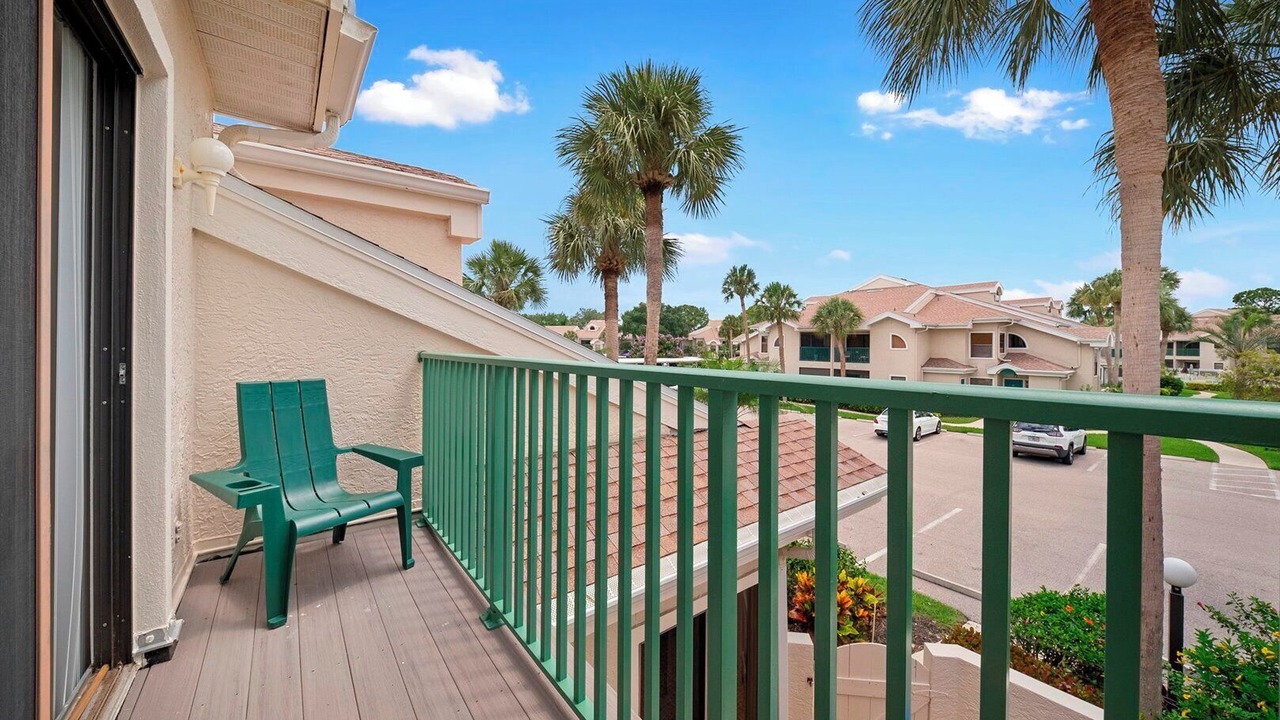 Photo of Patio Balcony in Pine Ridge