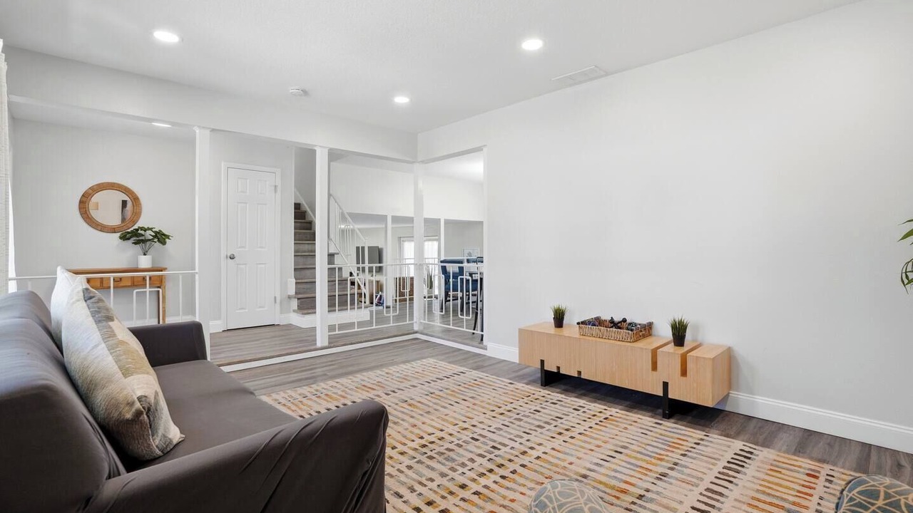 Photo of Livingroom in Brandon