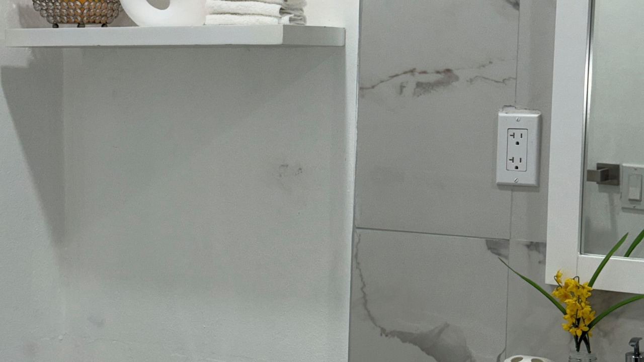 Photo of Bathroom in Sunrise