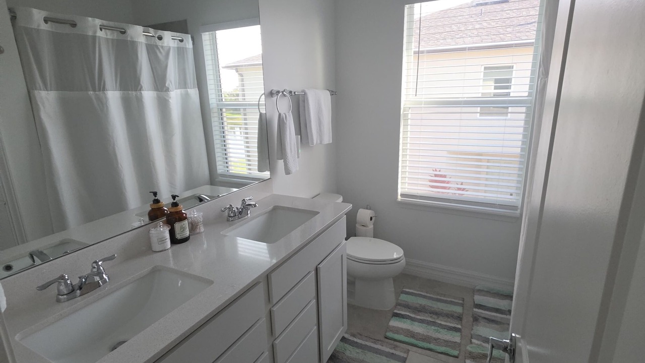 Photo of Bathroom in Greenacres
