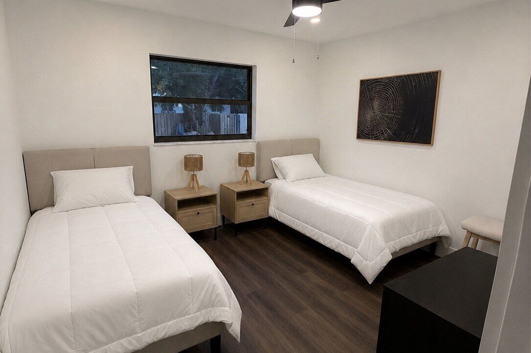 Photo of Bedroom in Sunrise