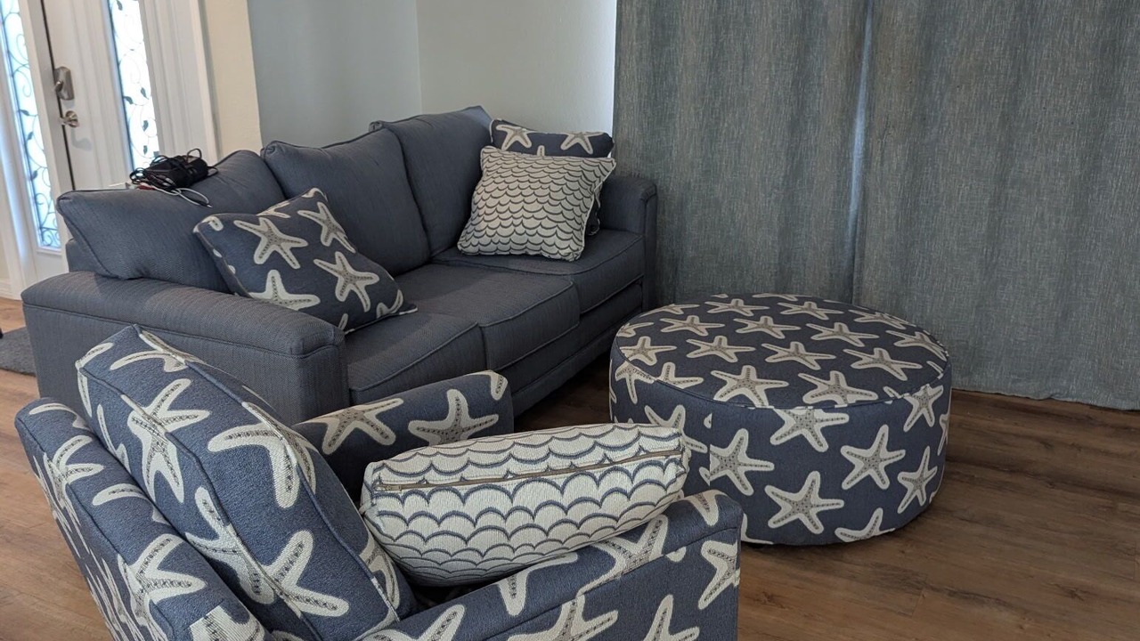 Photo of Livingroom in Sarasota Springs