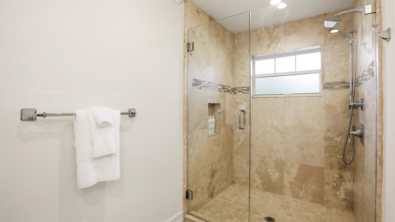 Photo of Bathroom in Palm River Estates