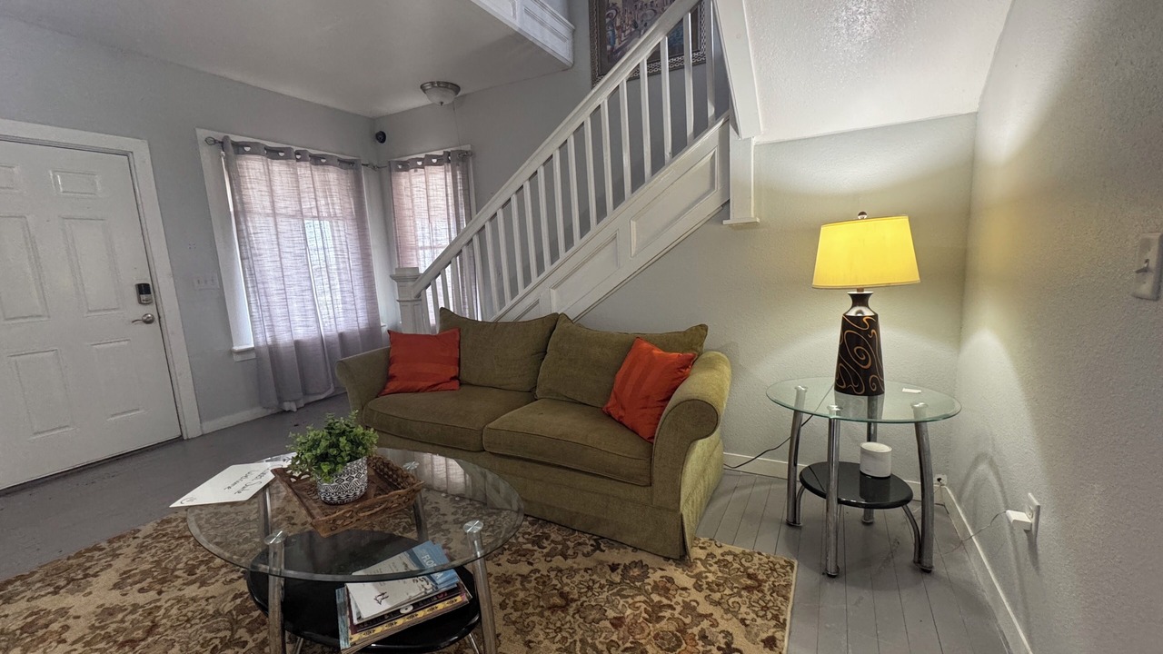 Photo of Livingroom in Winter Haven