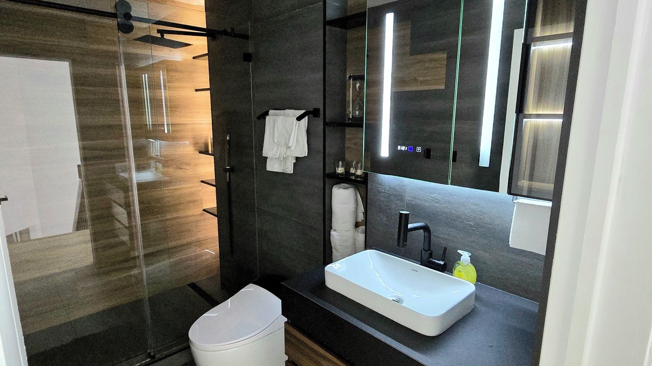 Photo of Bathroom in Naples