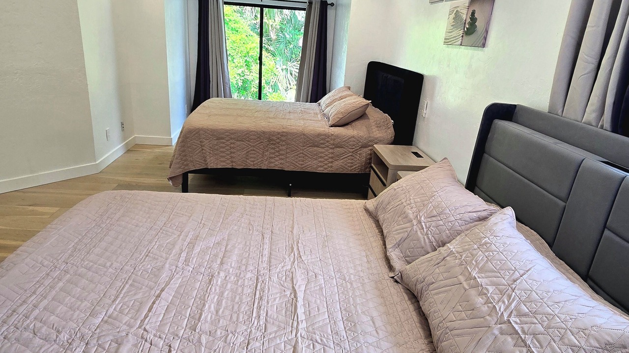 Photo of Bedroom in Naples