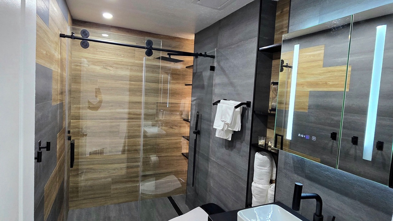 Photo of Bathroom in Naples