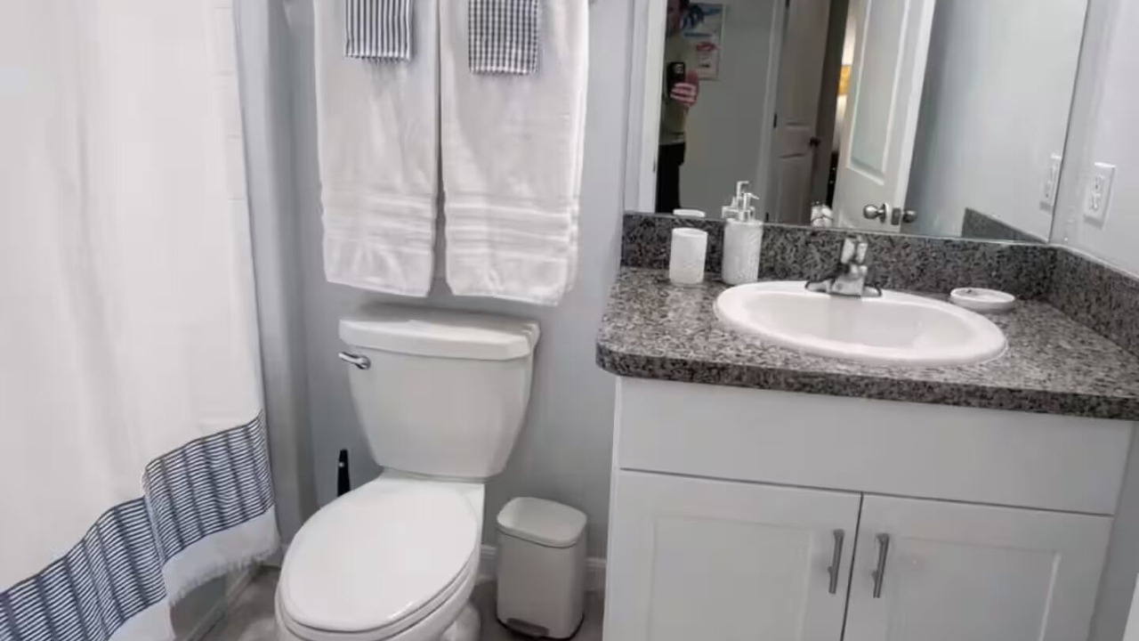 Photo of Bathroom in Wimauma