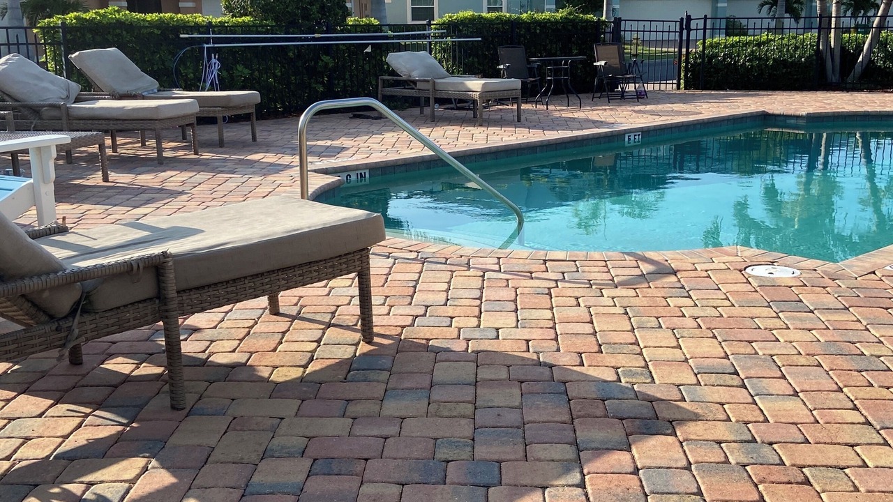 Photo of Outdoor in Golden Beach Estates