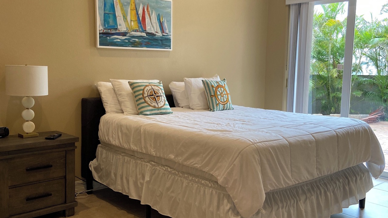 Photo of Bedroom in Golden Beach Estates