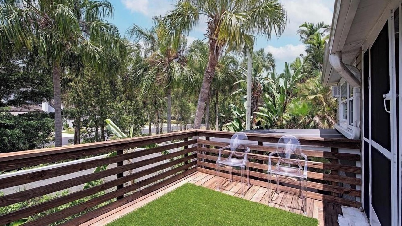 Photo of Patio Balcony in East Naples