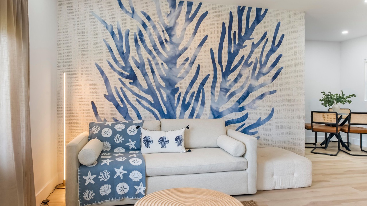 Photo of Livingroom in Northeast Miami