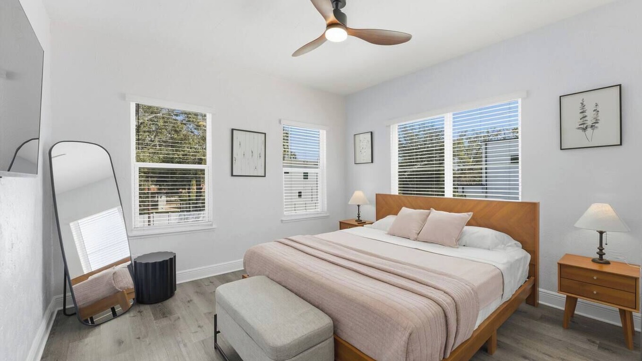 Photo of Bedroom in Riverside Heights