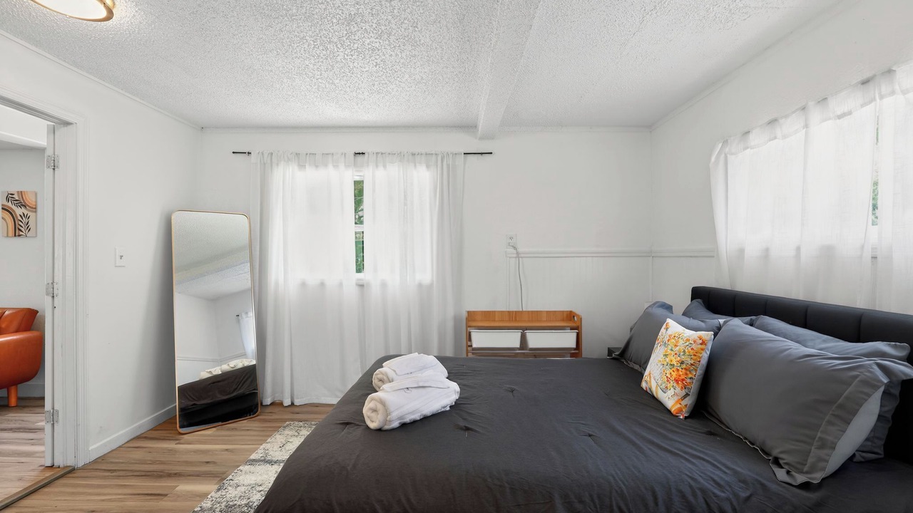 Photo of Bedroom in Ballast Point