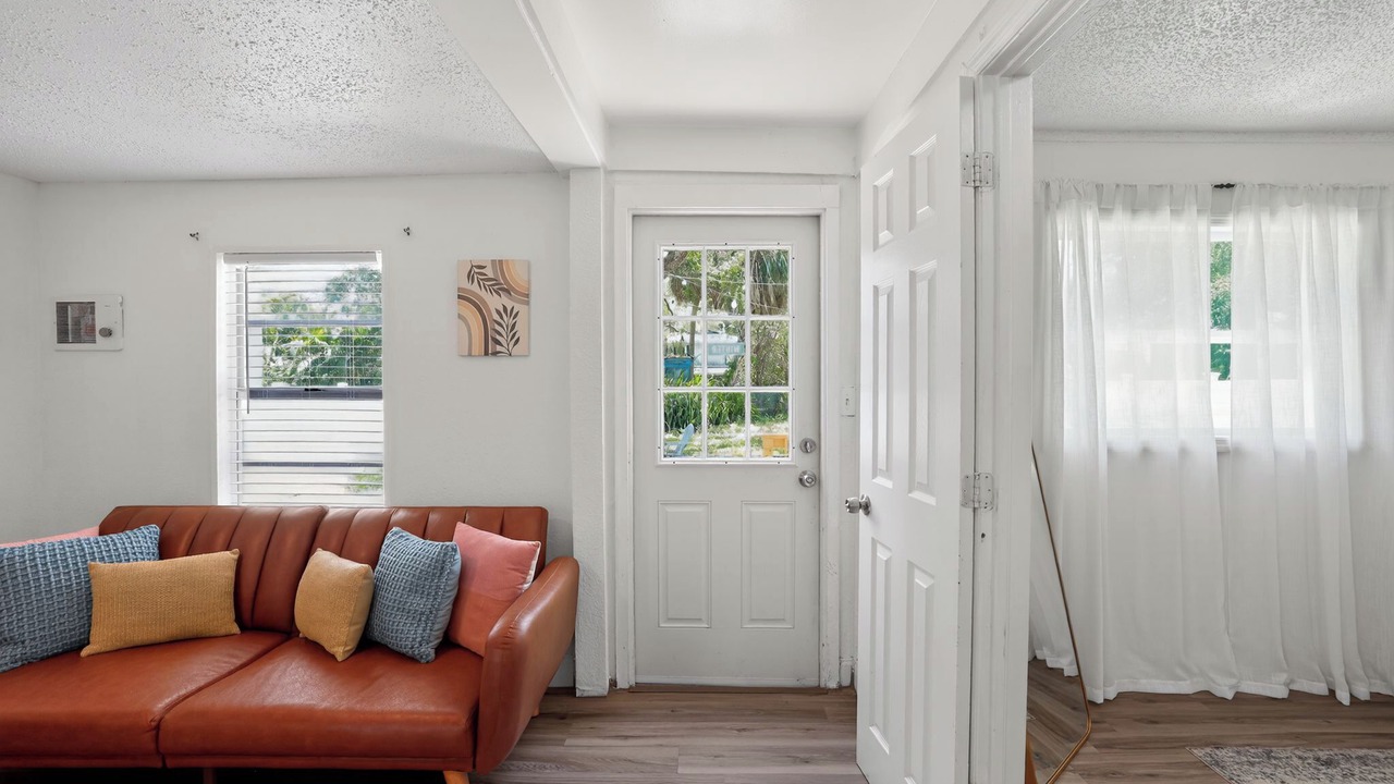 Photo of Livingroom in Ballast Point