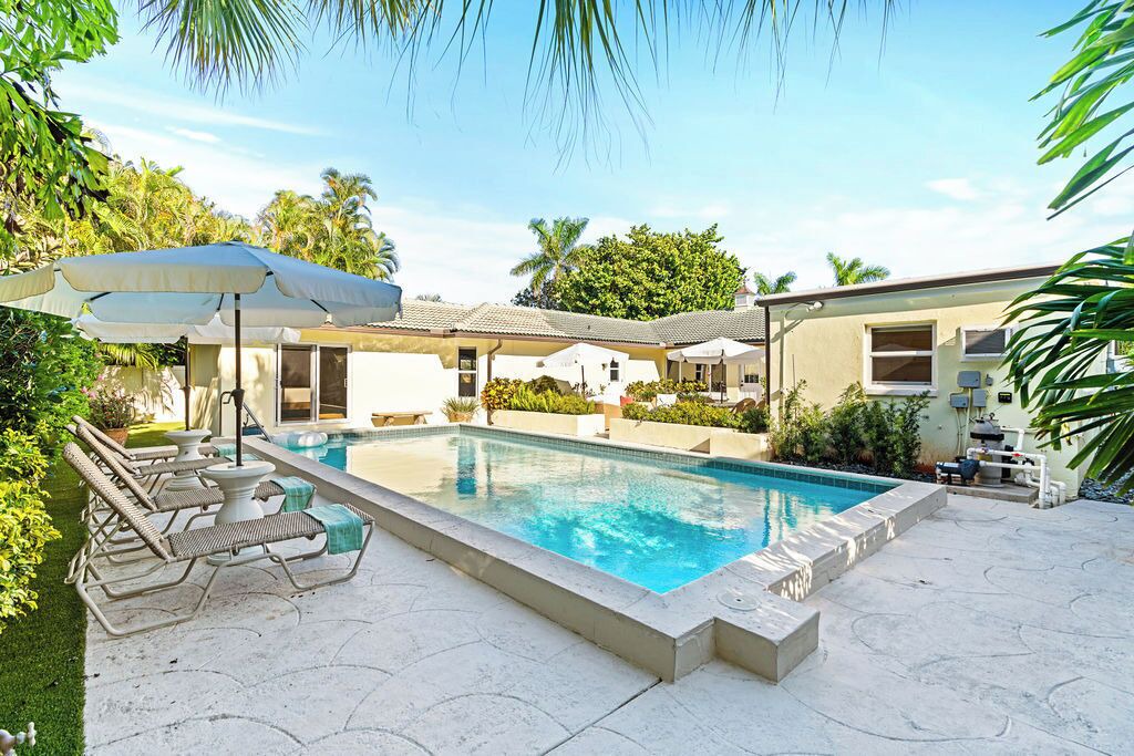 Photo of Others in Palm Beach Shores
